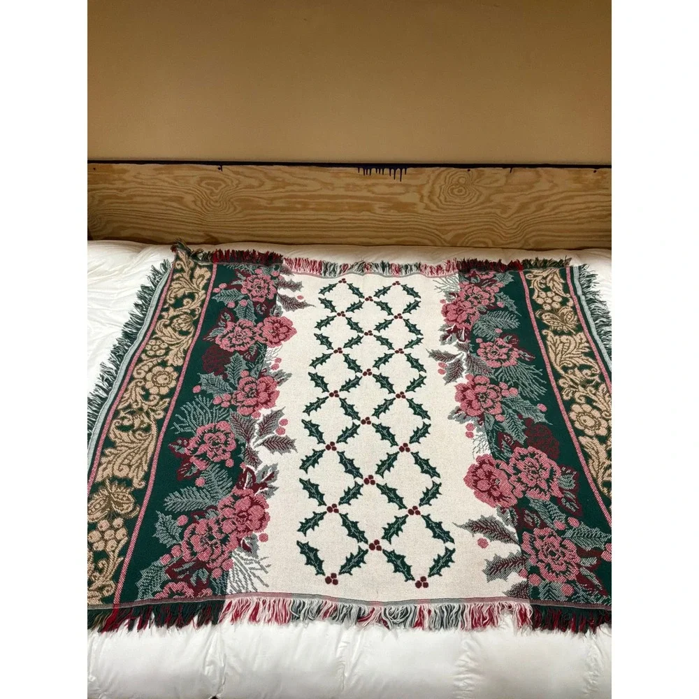 Unbranded Woven Tapestry Throw Blanket Unisex OS Green Red Holly Floral